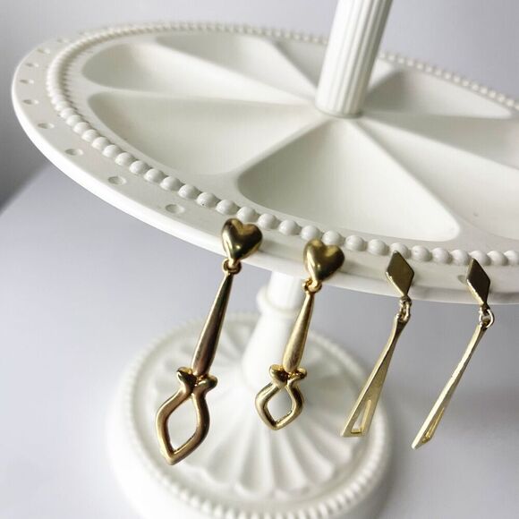 Vintage Avon Earrings Lot of 2 Pairs Gold Tone Drop Hanging Heart Diamond 80s - Picture 4 of 16